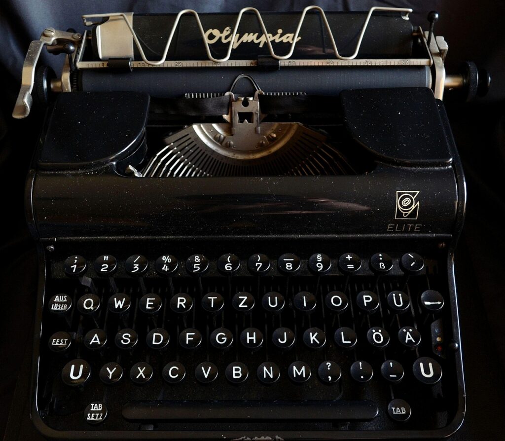 typewriter, antiquarian, old, nostalgia, antique, old typewriter, office device, writing implement, write, typewriter, typewriter, typewriter, typewriter, typewriter